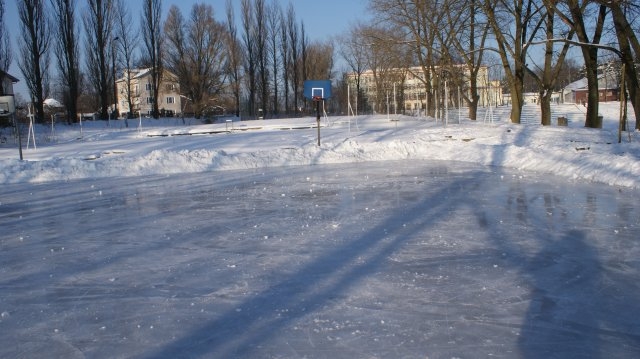 Miniaturka artykułu Lodowisko w Stoczku Łukowskim – styczeń